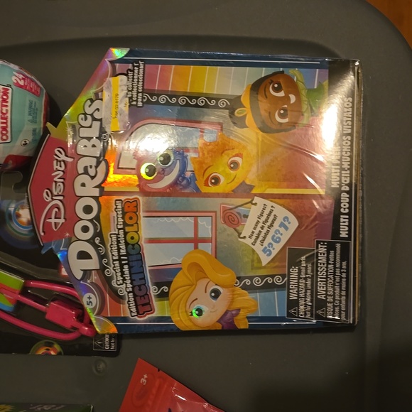 Lot of girls toys LOL, Doorable, Grin 10 fun surprises, Crayola Dough, more - Picture 2 of 5